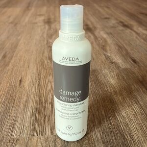 AVEDA DAMAGE REMEDY Restructuring Shampoo